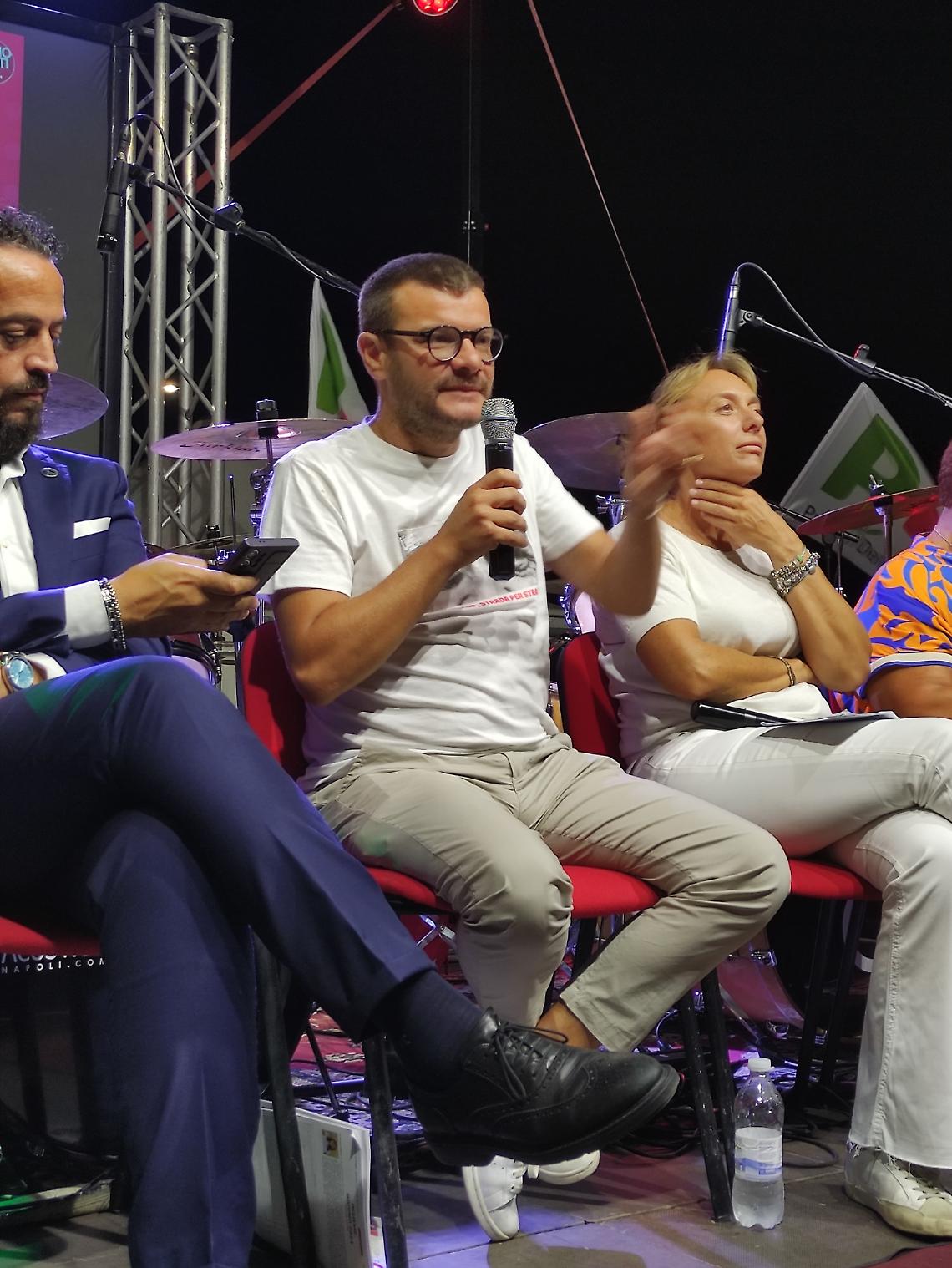 Domenico De Santis alla Festa regionale de l'Unità a Manfredonia
