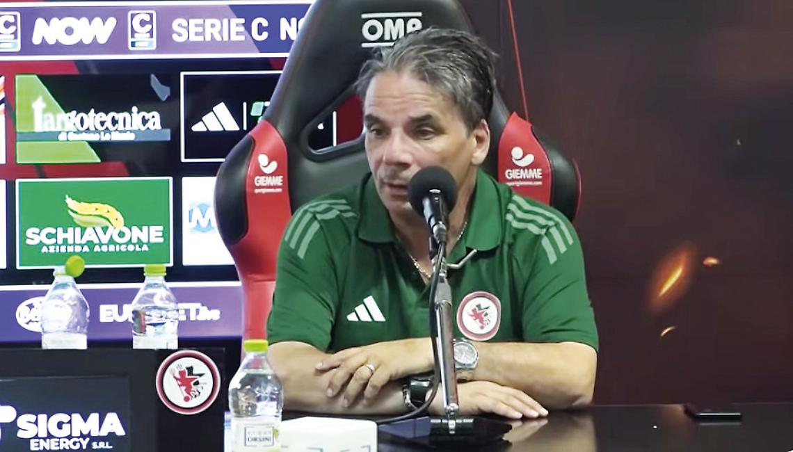 Eziolino Capuano, oggi allenatore del Foggia