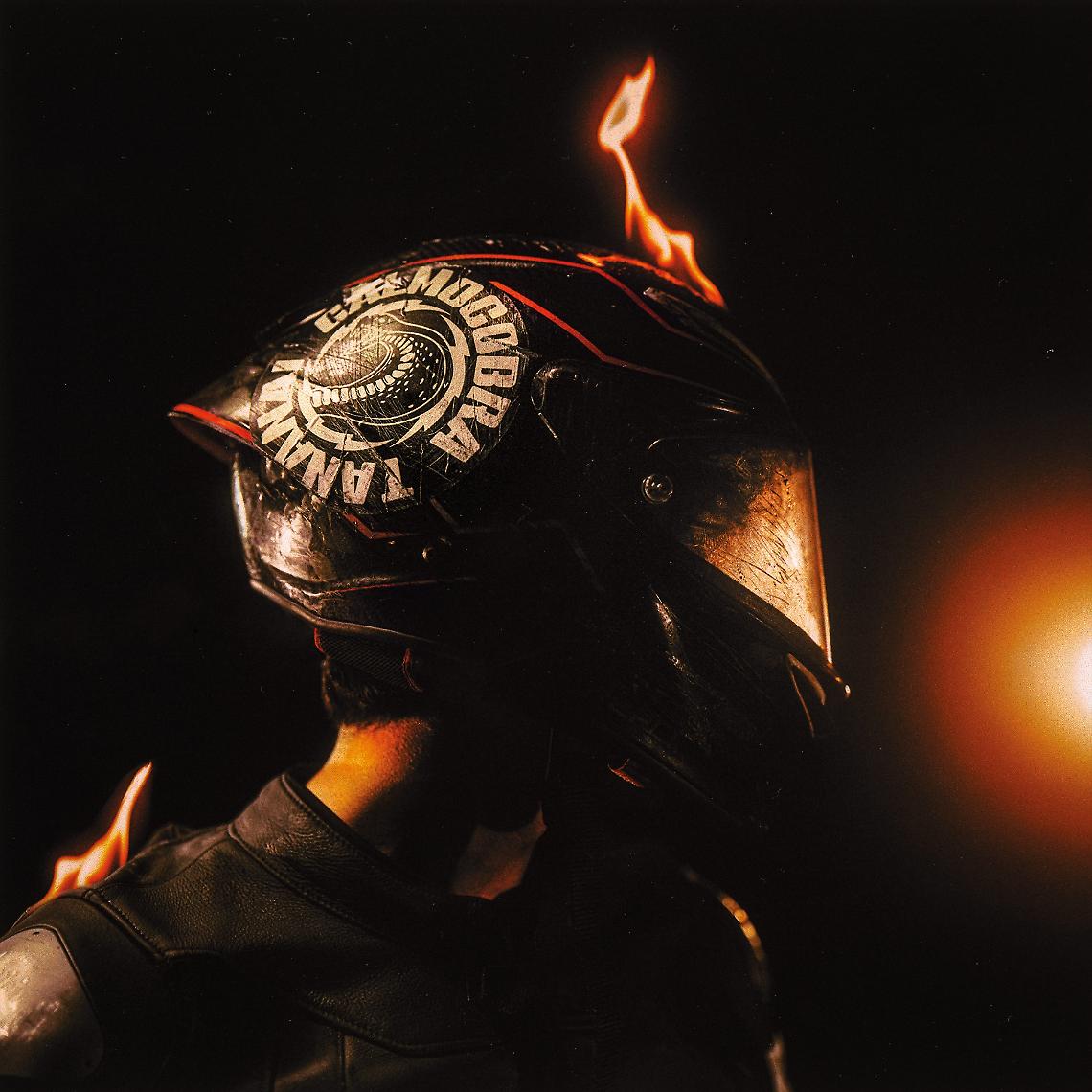 La cover dell'ultimo album di Tananai