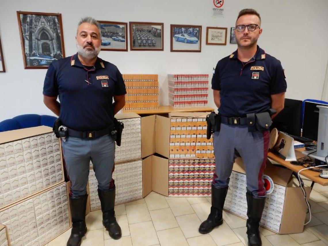 Le sigarette sequestrate dalla Polizia di Stato