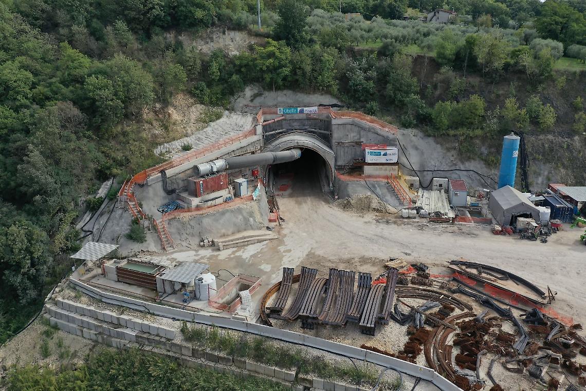 Alta Velocità Bari-Napoli, cantieri al lavoro: stop ai treni fino al 15 giugno. Tutte le novità