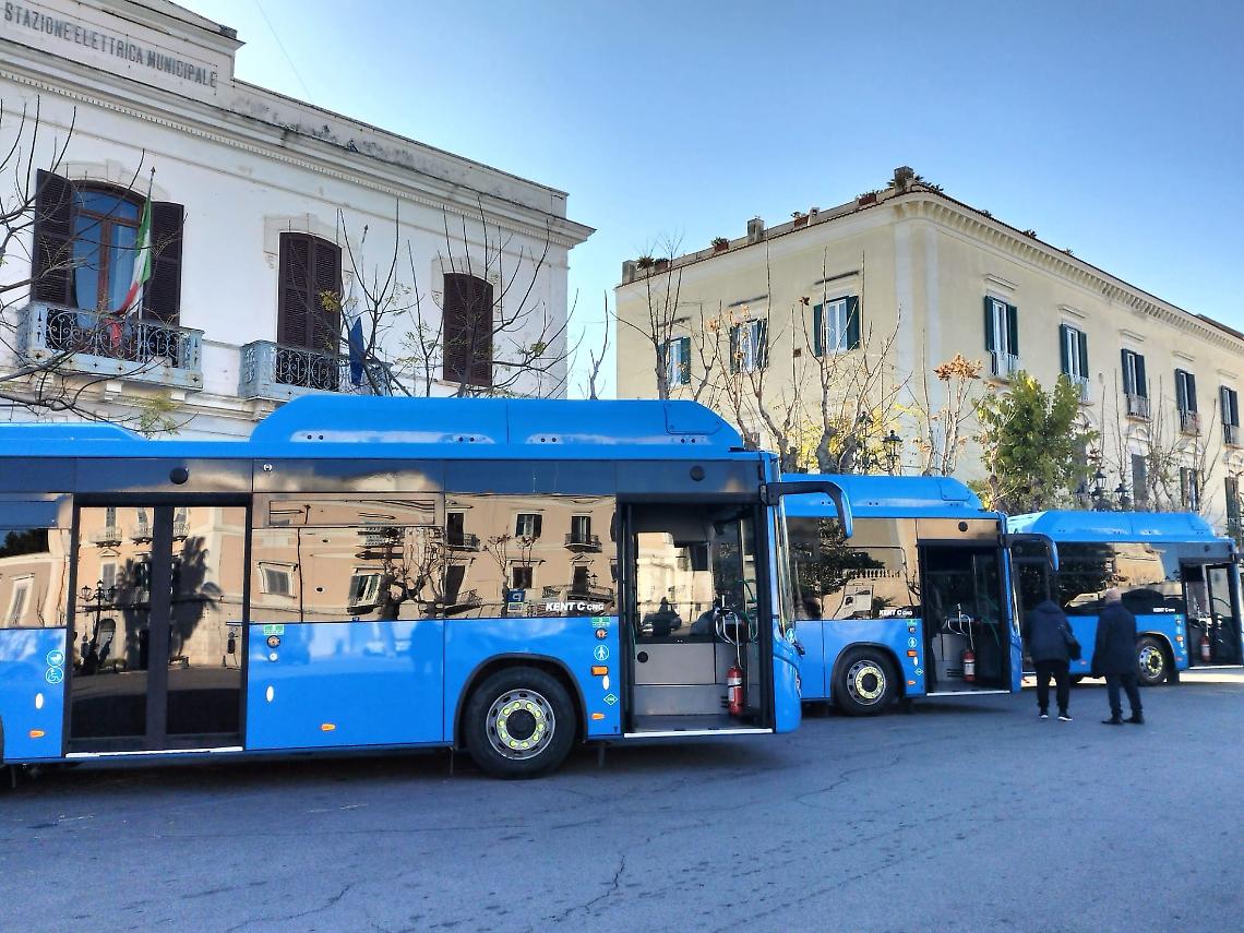 Nuovi orari per i bus sostitutivi nella Bat: corse anche nei festivi sulla tratta Spinazzola-Barletta
