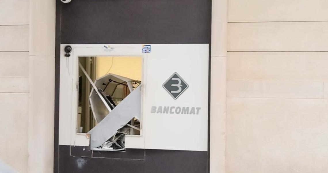 Esploso nella notte il bancomat del Monte Paschi: indagini in corso