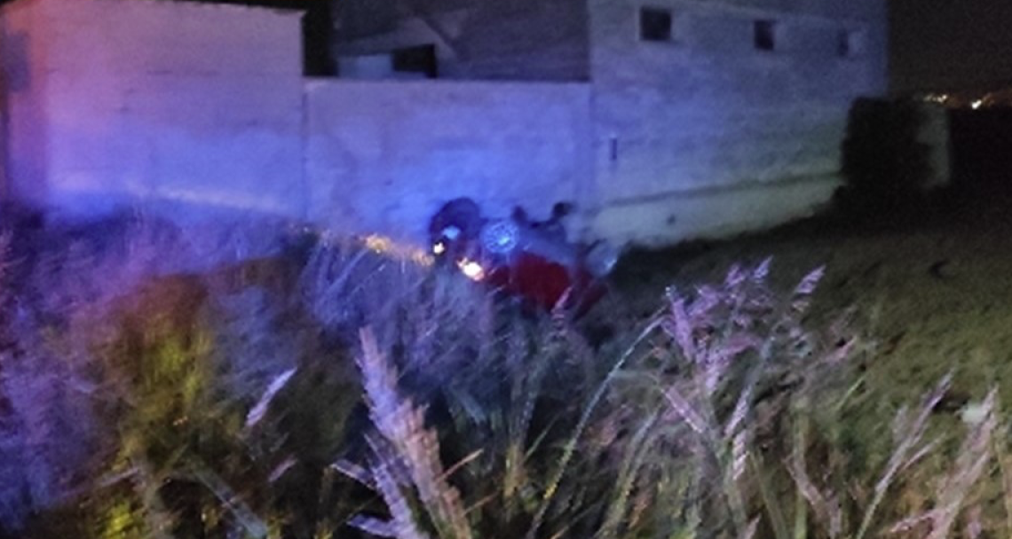 L'auto nella scarpata
