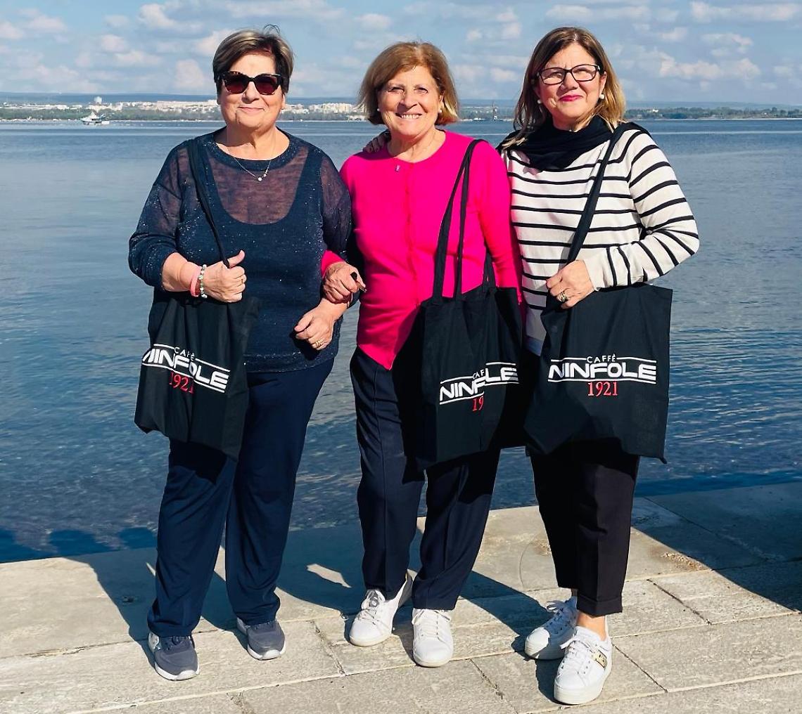  Lucia, Rosa  e Maria, testimonial di Caffè Ninfole