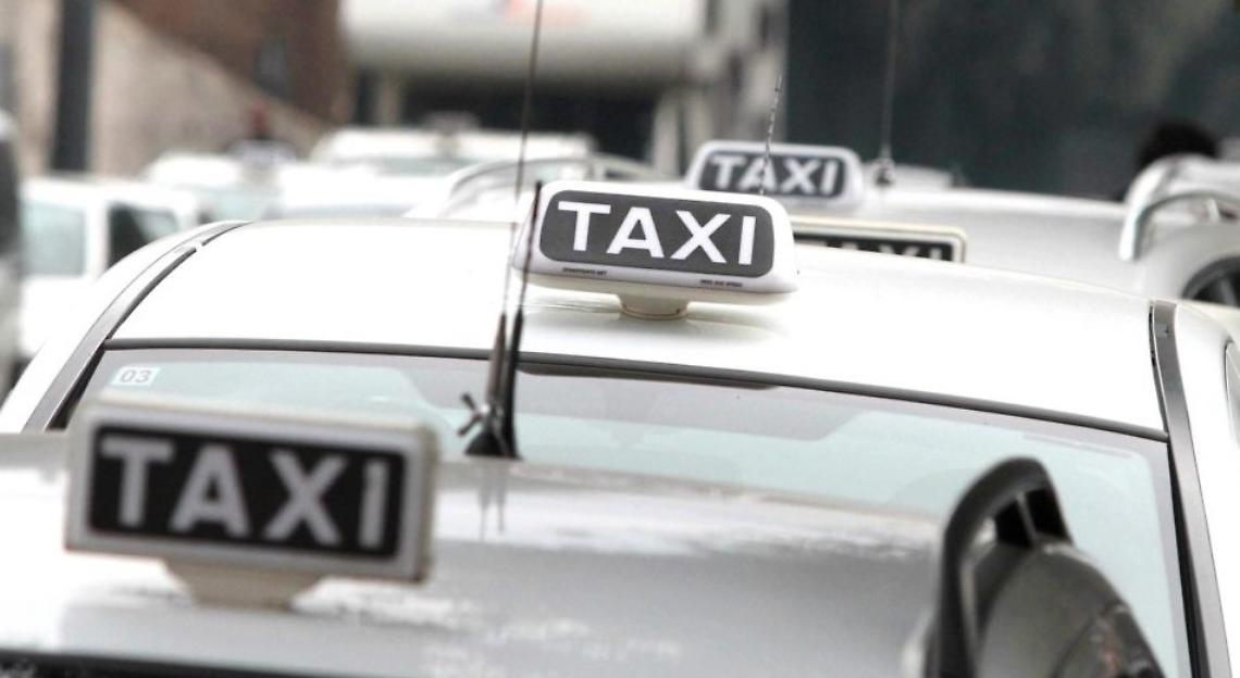 Taxi