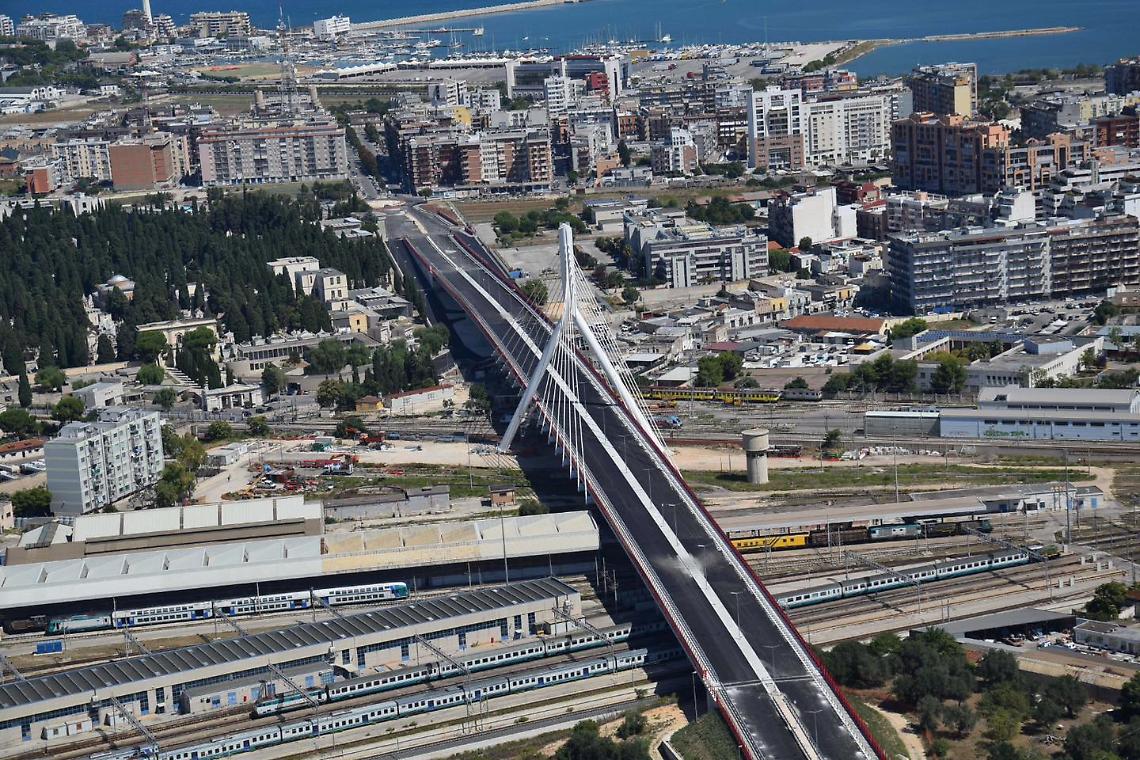 La strada camionale di Bari
