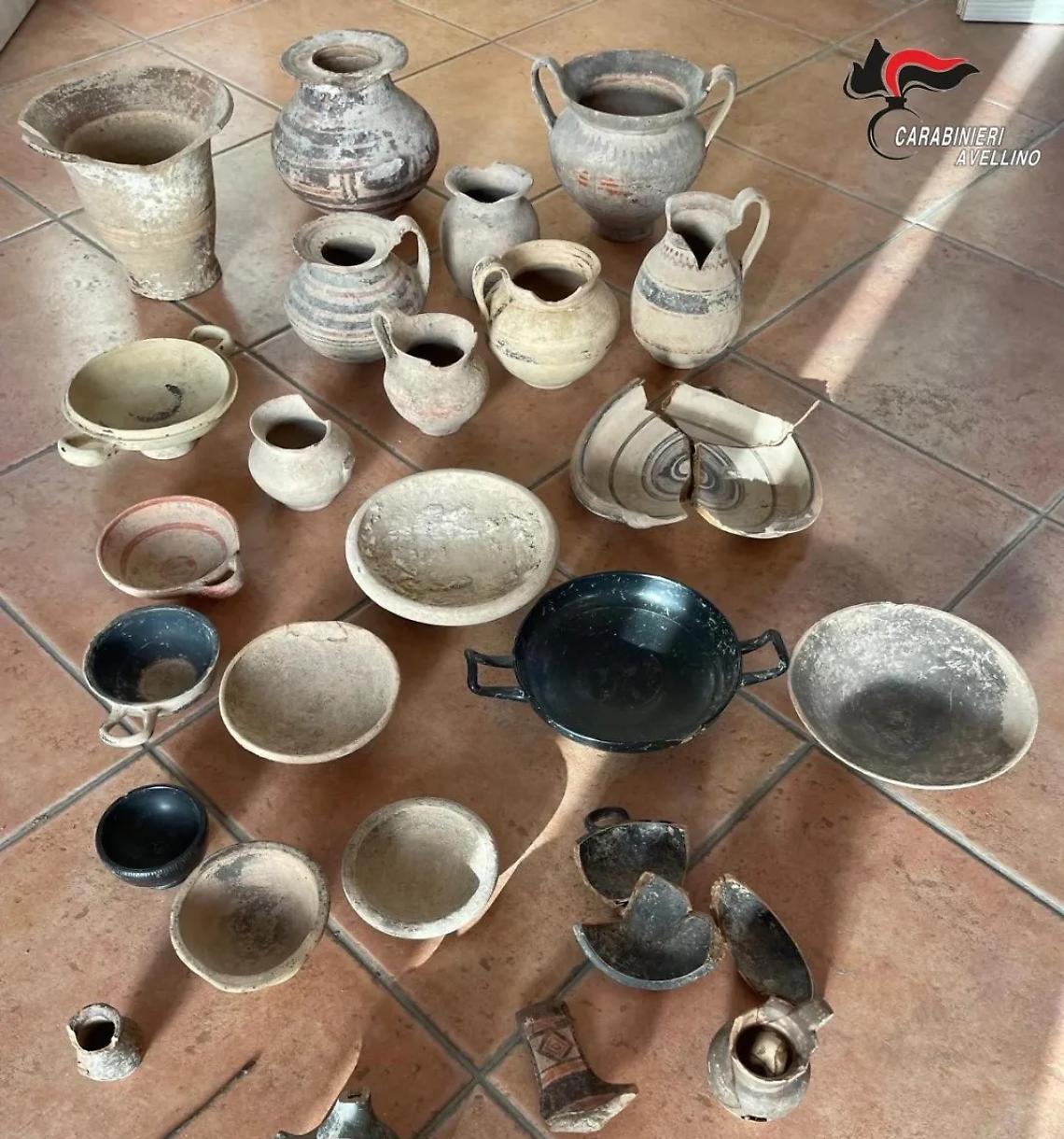 I reperti archeologici rinvenuti ad Avellino - foto da  www.cronachedellacampania.it