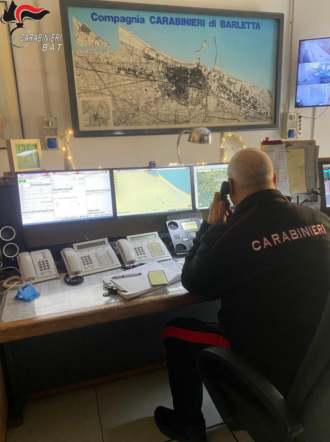 La sala comando dei Carabinieri di Barletta
