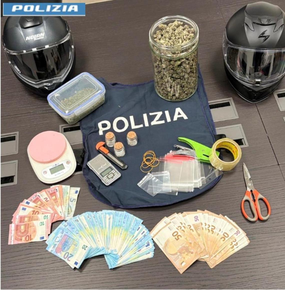 Droga e soldi sequestrati dalla Polizia di Barletta