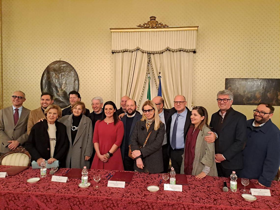 Lotta all’abbandono dei rifiuti: firmato a Lecce un protocollo per il controllo ambientale