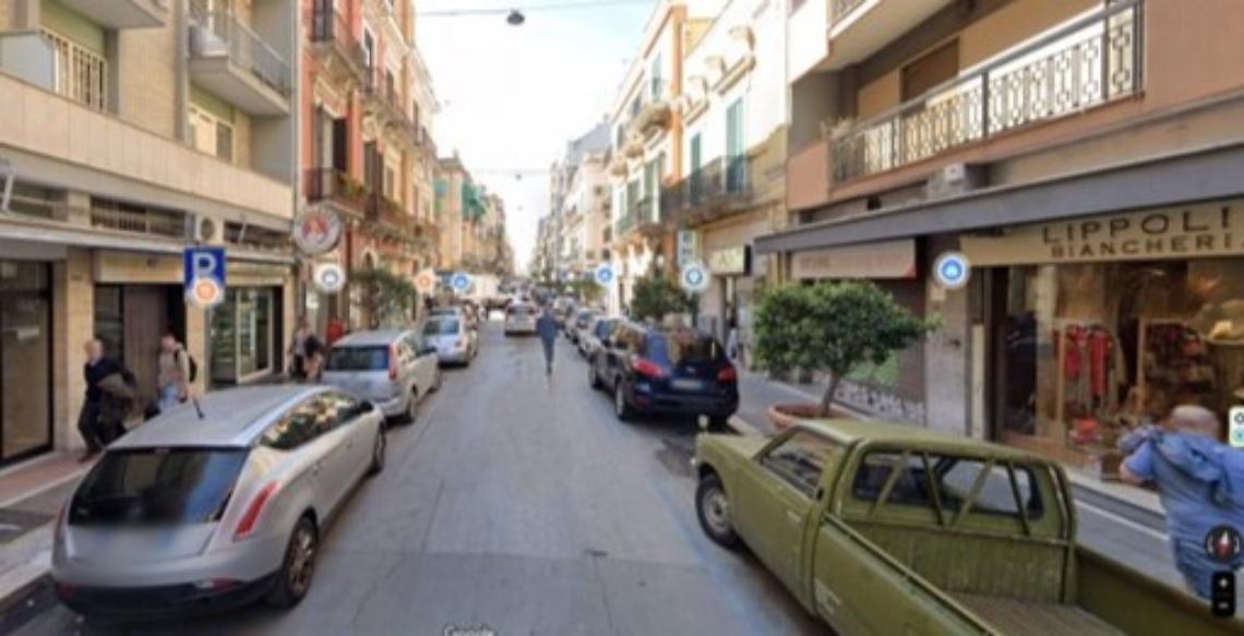 Via Manzoni Bari - archivio