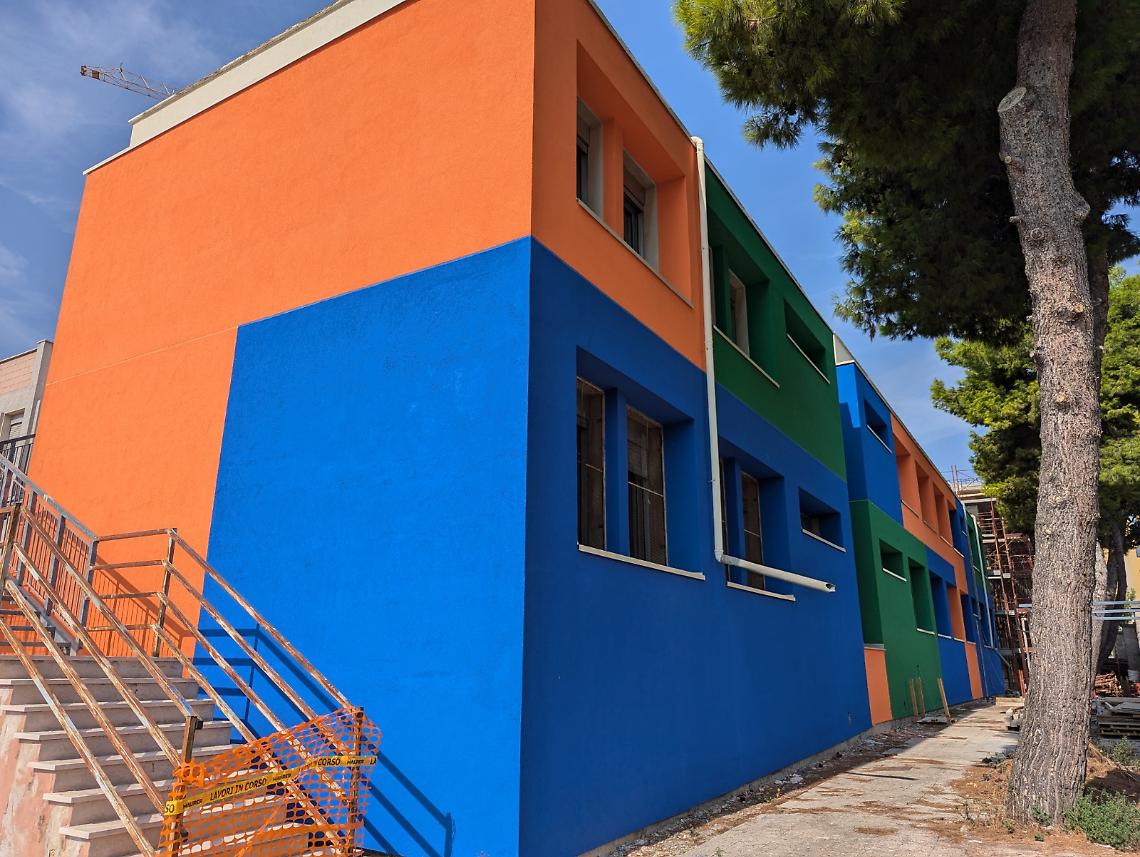 Infiltrazioni alla scuola Monterisi, il Comune: “Intervento immediato dell’impresa esecutrice”