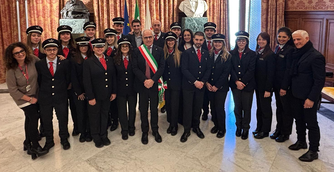 La cerimonia di giuramento riservata a otto nuovi capitreno e quattro nuovi operatori di assistenza e vendita