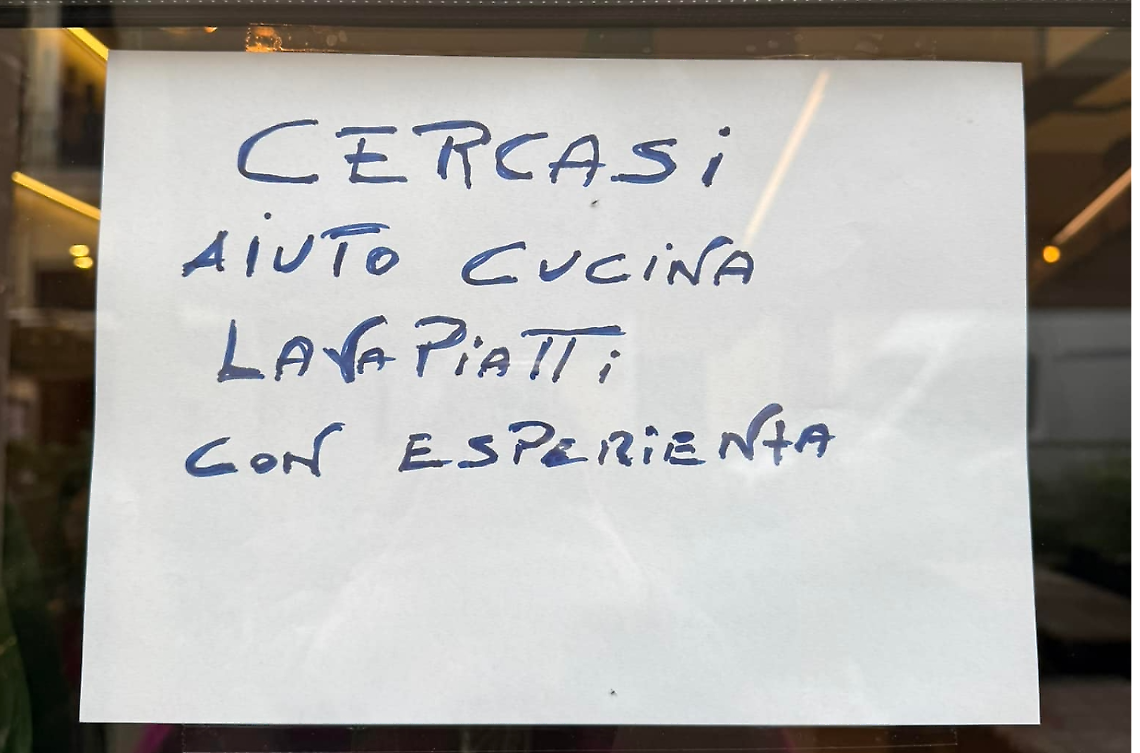 L'annuncio in un bar di Brindisi