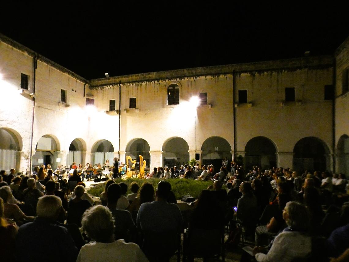 Un evento nel Chiostro del Conservatorio di Monopoli
