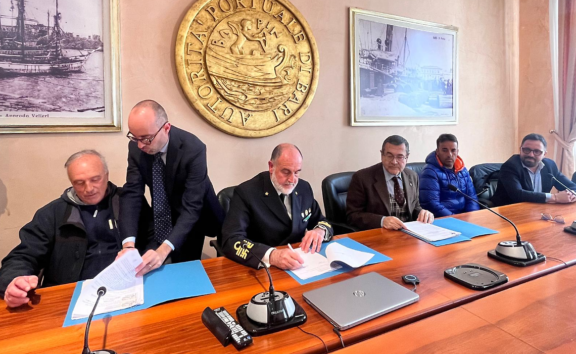 La cerimonia nella sede dell'Autorità di Sistema Portuale del Mare Adriatico Meridionale a Bari
