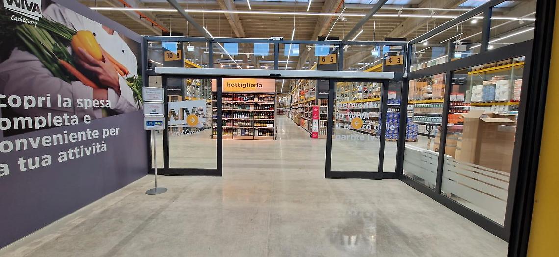 Un Cash&Carry Wiva (foto d'archivio)