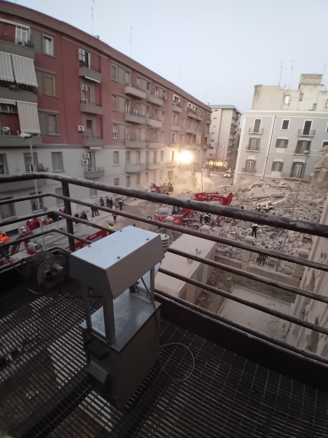 Una centralina Arpa in via De Amicis a Bari