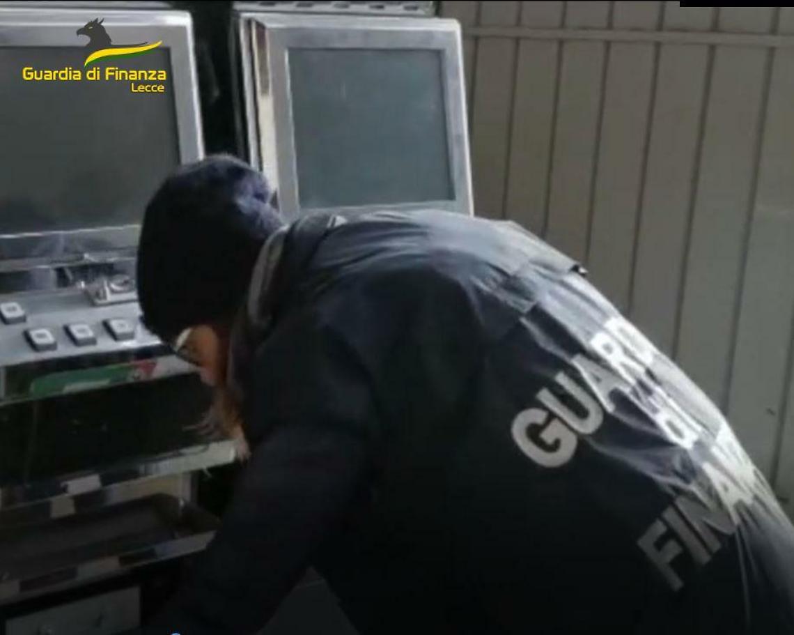 Slot machine illegali