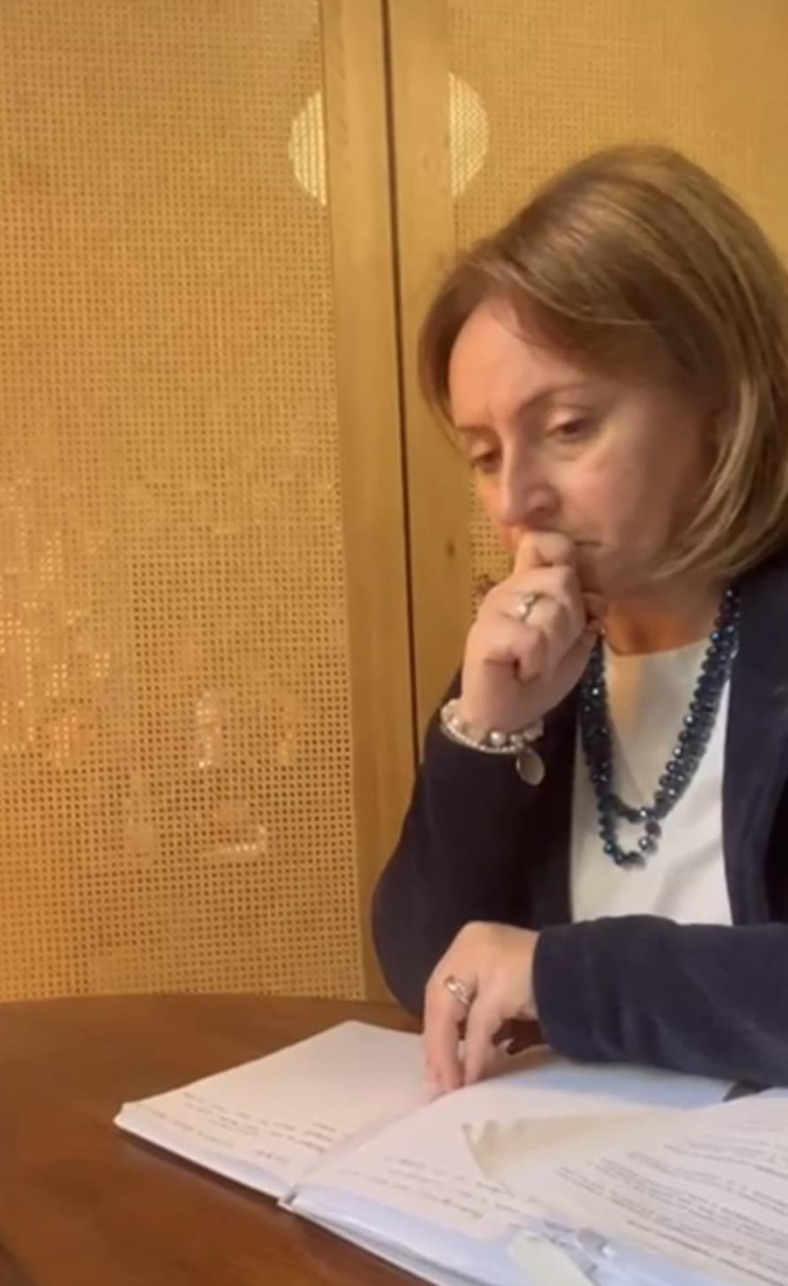 Il sindaco di Andria Giovanna Bruno durante il collegamento con il Ministro Foti