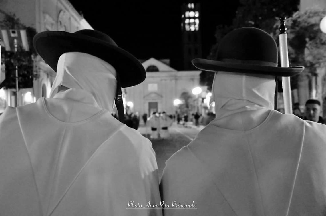 Settimana Santa, processioni a Pulsano (foto Anna Rita Principale)