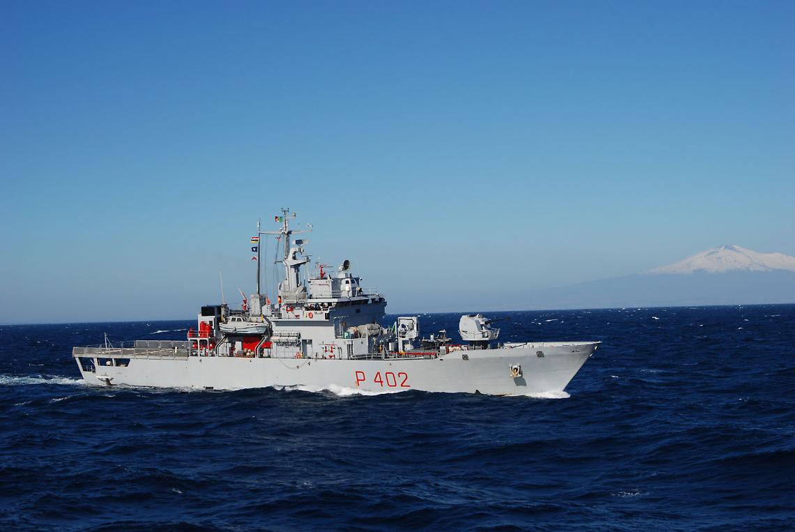 La nave Libra - foto Marina Militare