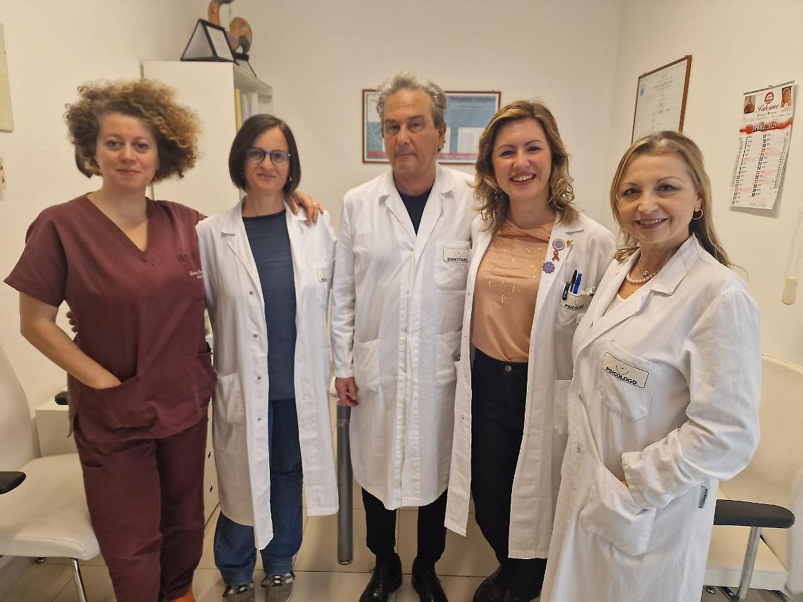 Il dottor Pietro Milella con le sue collaboratrici