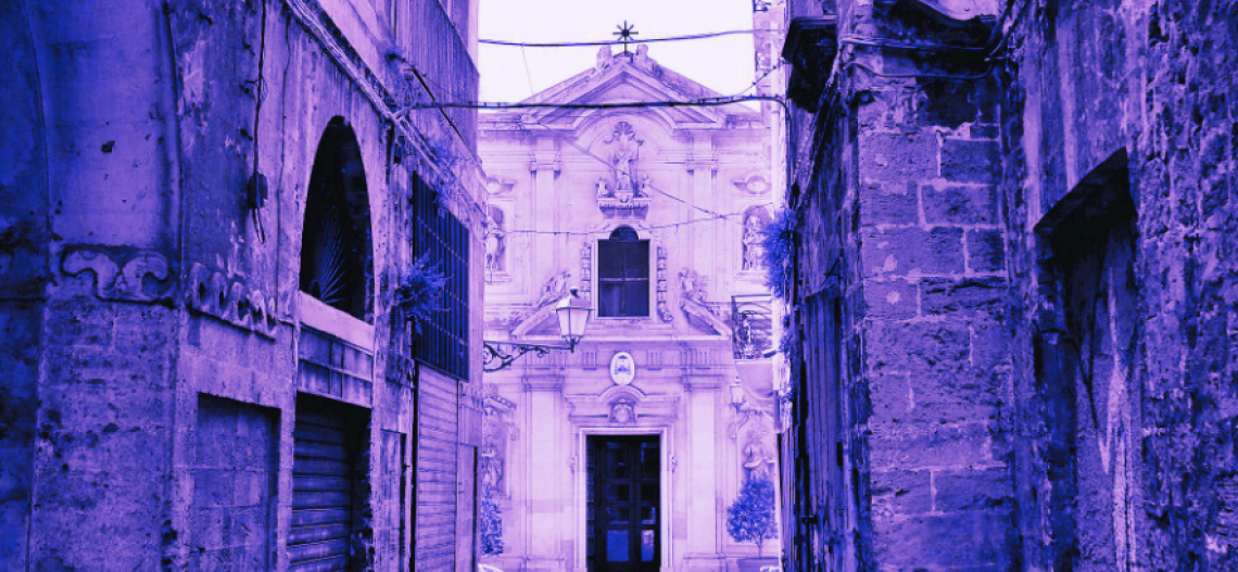 Città Vecchia, via Duomo. La facciata della Cattedrale San Cataldo