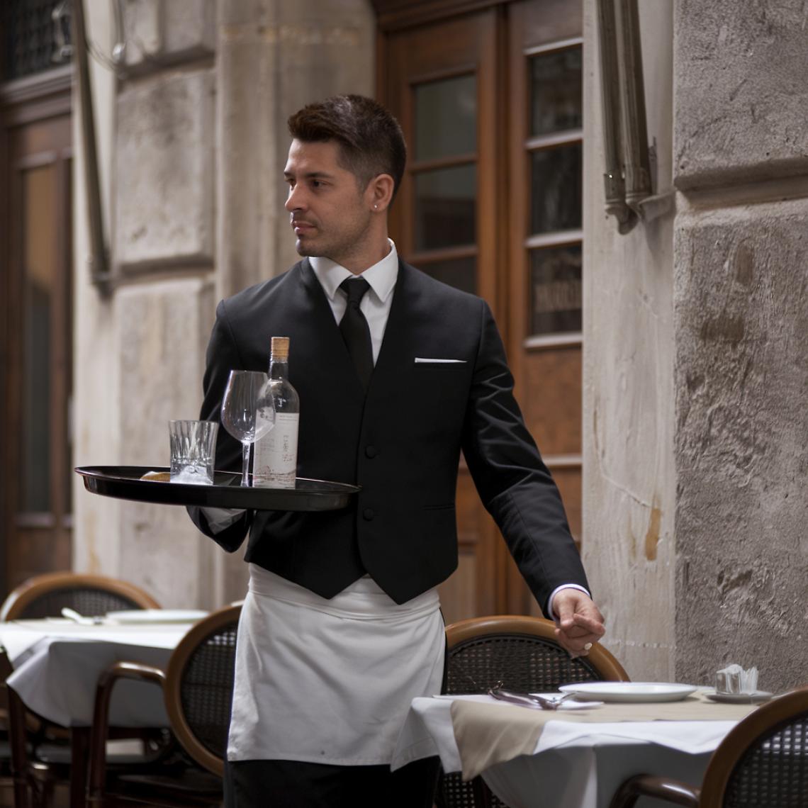 Sono in tanti a lavorare nel giorno di Pasqua