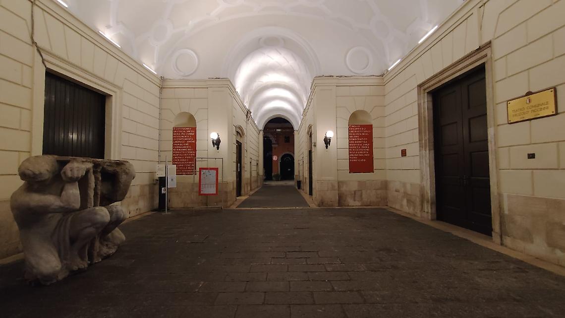 L'atrio del Palazzo di Città di Bari