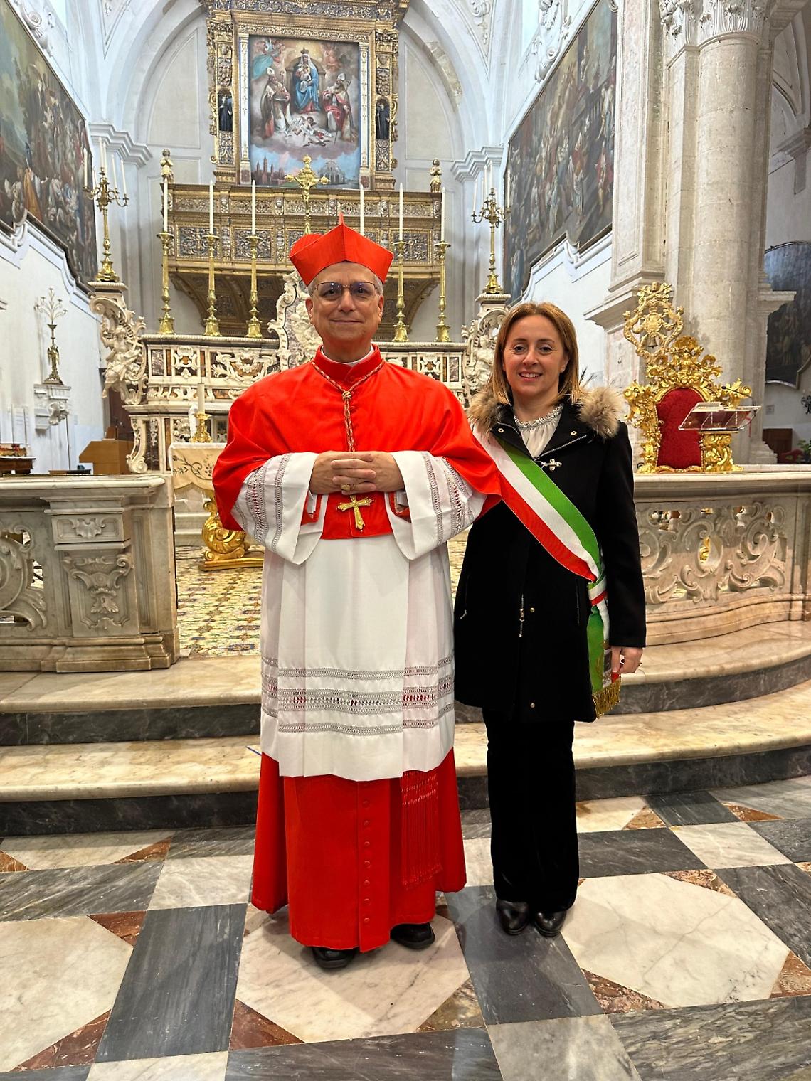 Robert Francis Prevost e Giovanna Bruno nella Basilica della Madonna dei Miracoli di Andria