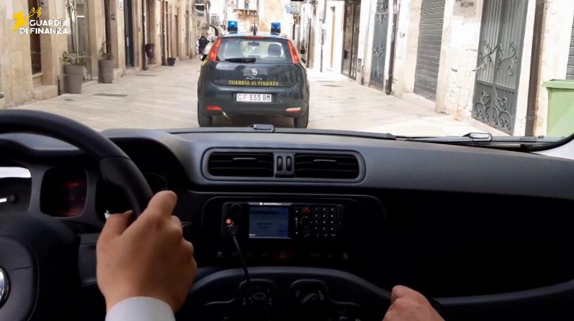 Contraffazione, il bilancio della Guardia di Finanza: sequestrati 527 milioni di prodotti falsi