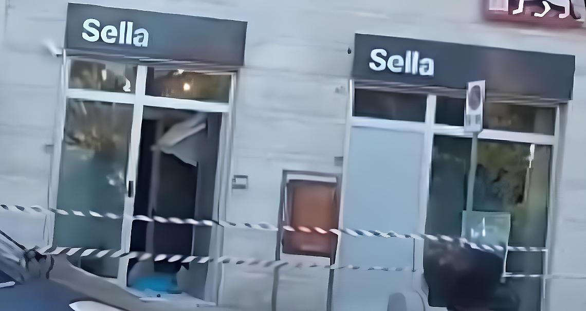 Assalto al bancomat a Barletta - foto da Amica 9 tv