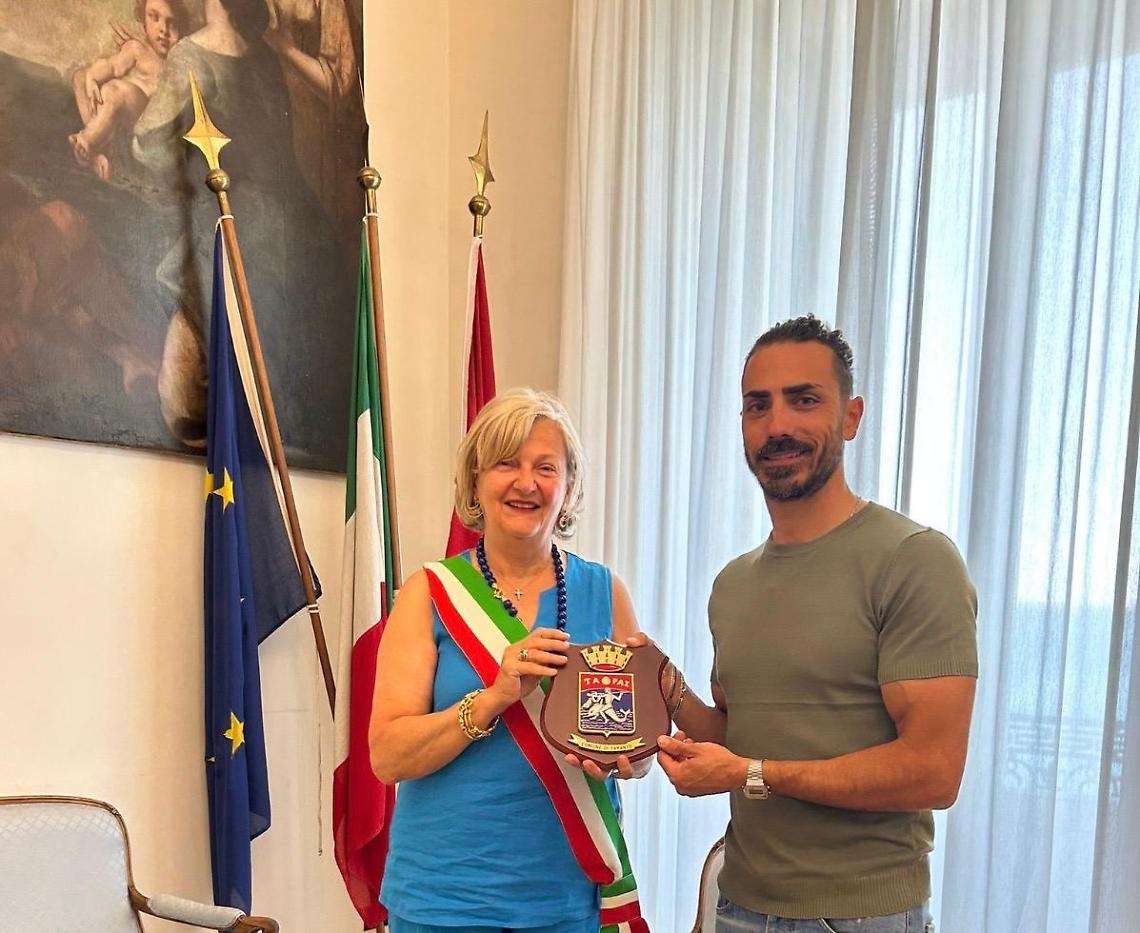 Il Comune di Taranto sostiene l'impresa ciclistica di Adriano Tegas