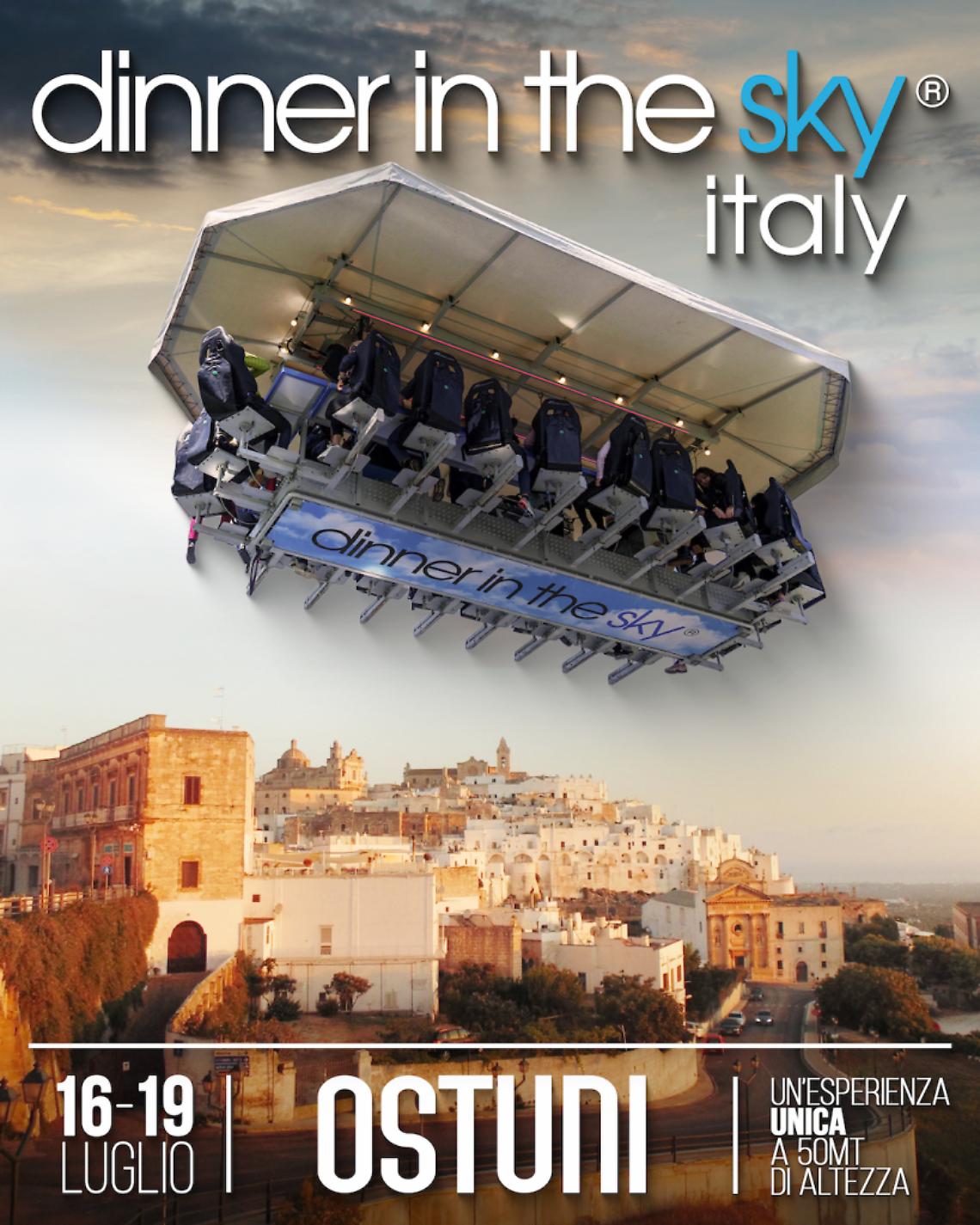 La tappa di Ostuni di "Dinner in the Sky"