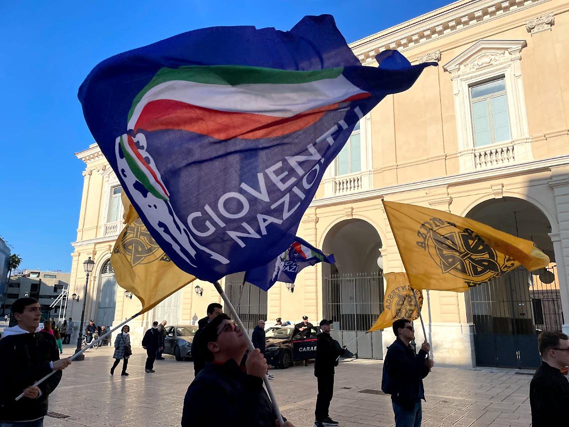 Una manifestazione di Gioventù Nazionale a Bari
