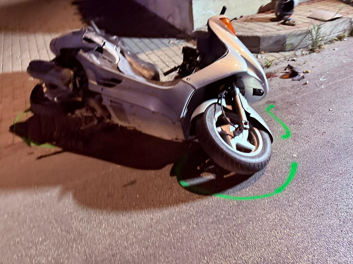 Incidente in via Mediterraneo - foto di Francesco Manfuso