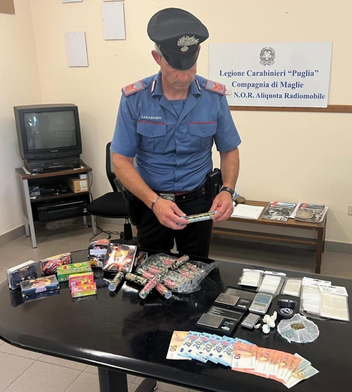 Droga e soldi sequestrati dai Carabinieri