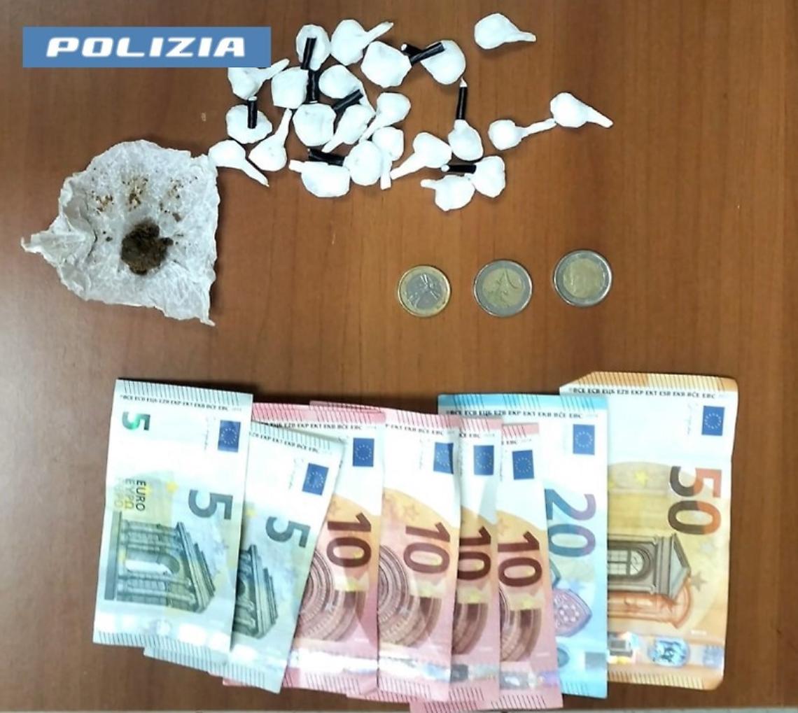 Droga e soldi sequestrati dalla Polizia a Galatina