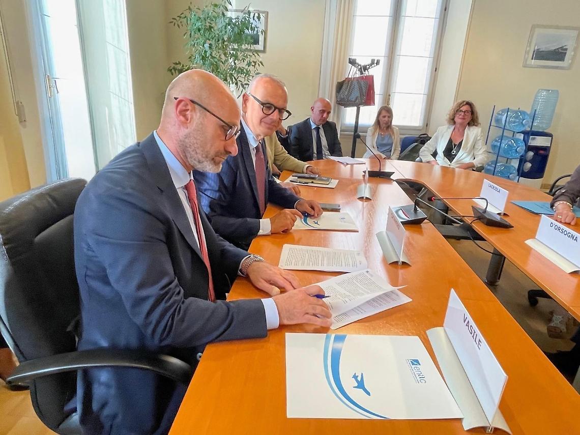 Il presidente di Aeroporti di Puglia Antonio Vasile