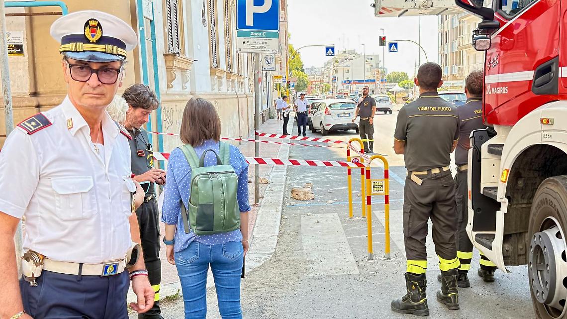 Nessuna caduta di massi o calcinacci, era un intervento programmato di messa in sicurezza