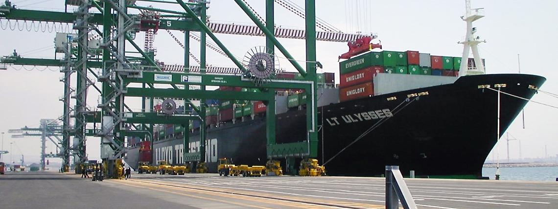 Il porto di Taranto