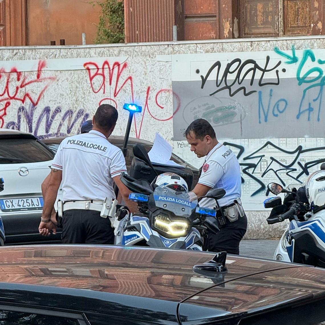 Controlli sui parcheggiatori abusivi a Taranto, fermato e sanzionato un uomo
