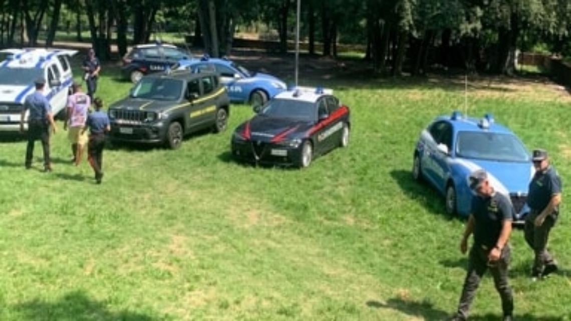 Operazione interforze a Otranto
