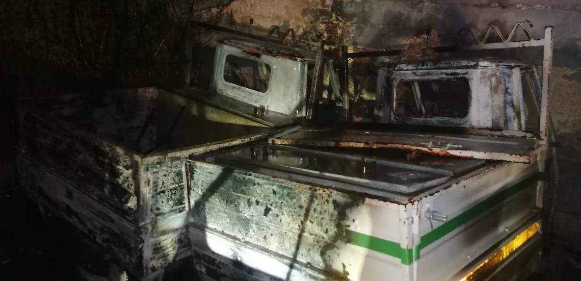 I mezzi comunali di Grottaglie distrutti dalle fiamme