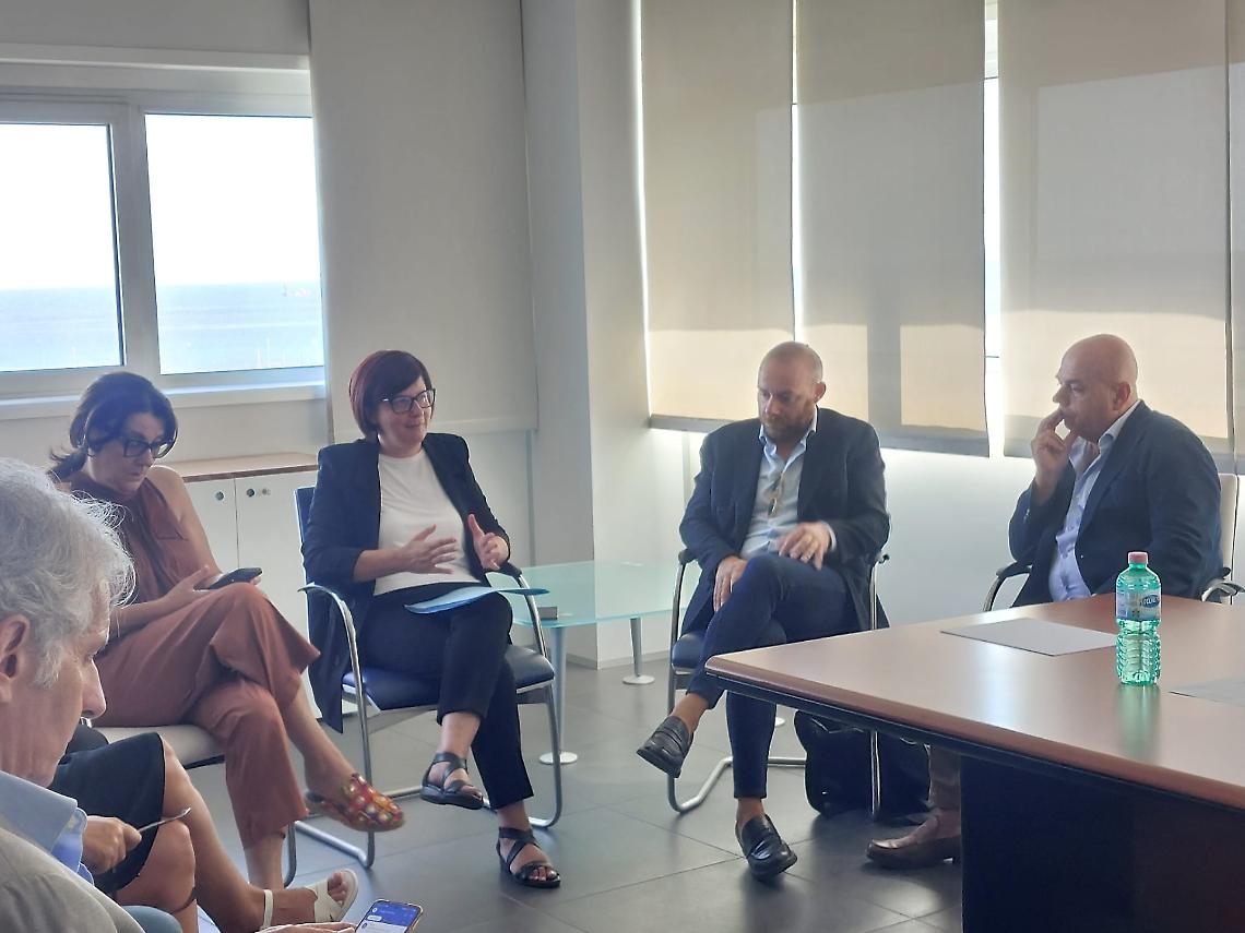 Vertice in Regione per il trasporto scolastico