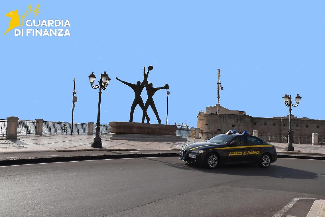 La Guardia di Finanza a Taranto