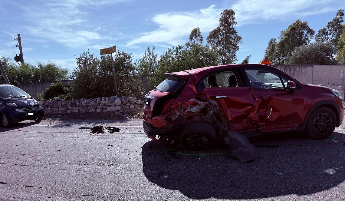L'incidente sulla Taranto-Statte - foto di Francesco Manfuso