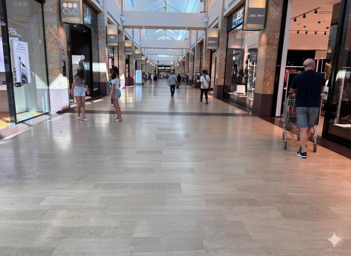 La galleria del Gran Shopping Molfetta - archivio